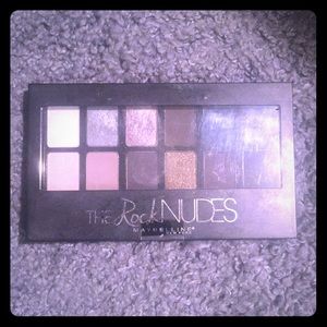 Maybelline Rock Nudes Palette